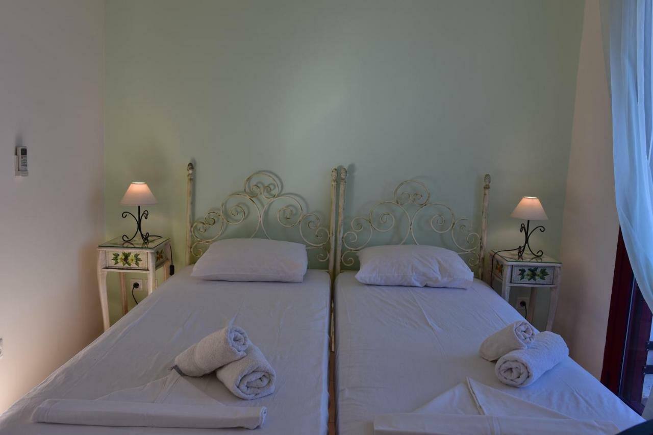 Megás Limniónas Anais Apartments מראה חיצוני תמונה