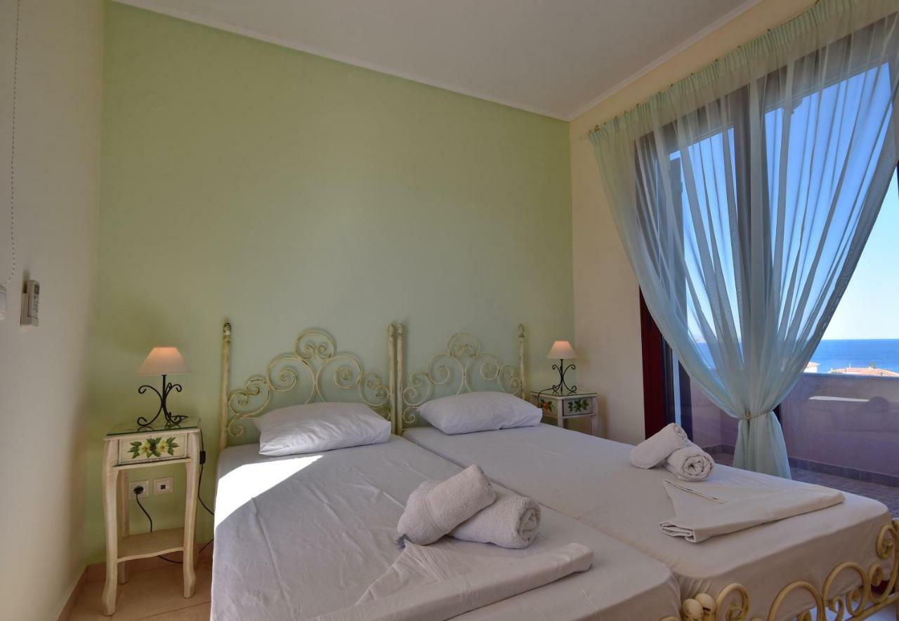 Megás Limniónas Anais Apartments מראה חיצוני תמונה