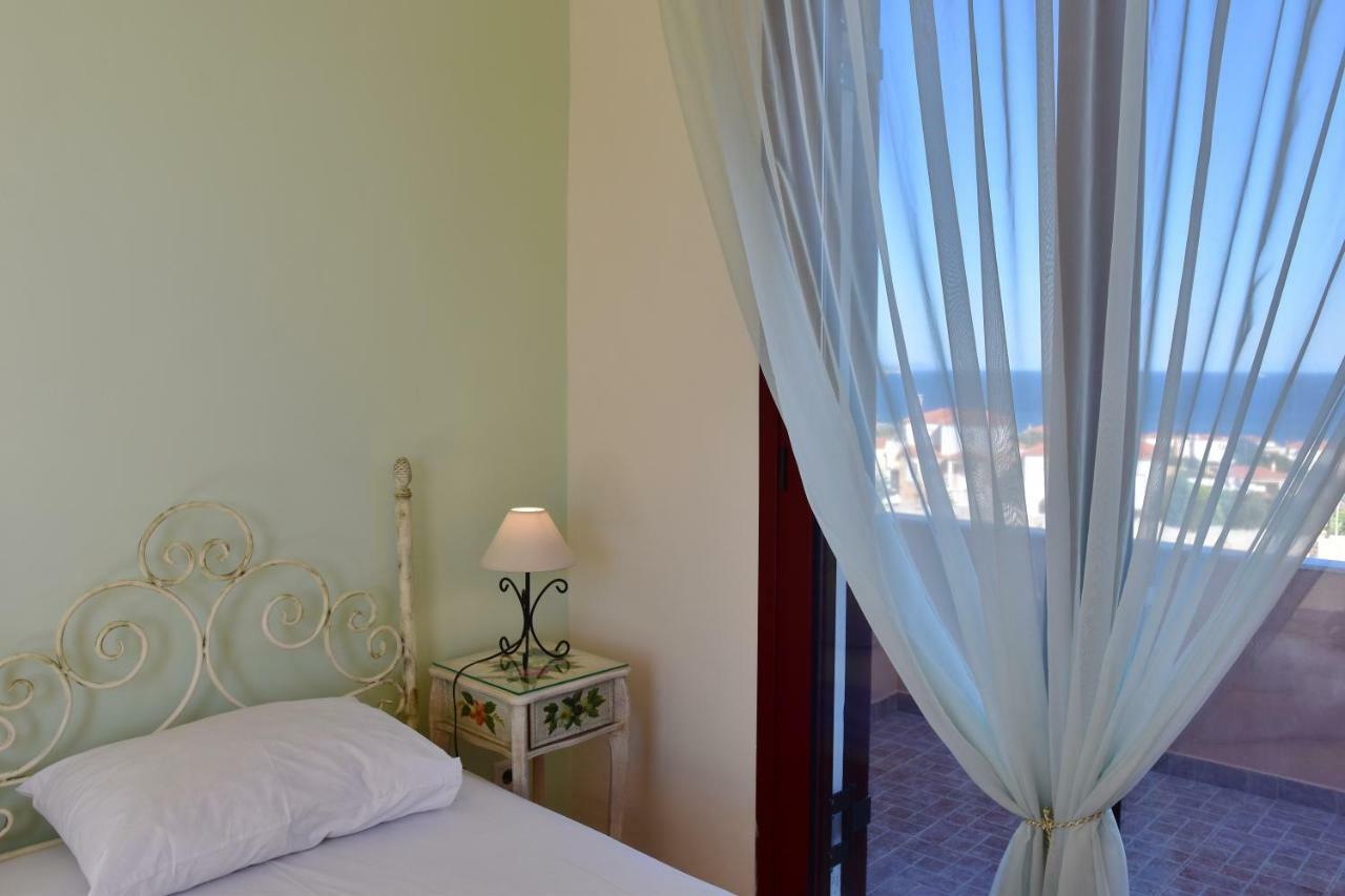 Megás Limniónas Anais Apartments מראה חיצוני תמונה